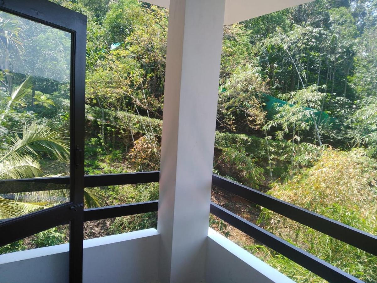 Spring And Valley View Thekkady Dış mekan fotoğraf